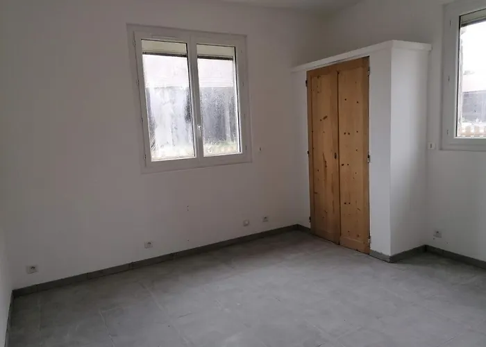 Appartement Dans Partie De Mas En Camargue